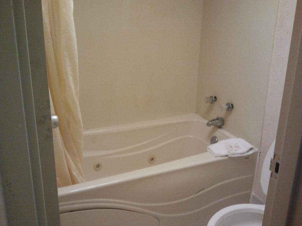 Studio 9 Inn & Suites 데카투르 객실 사진